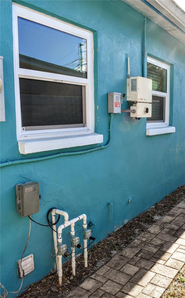 Listing photo id 24 for 9440 50th Way N