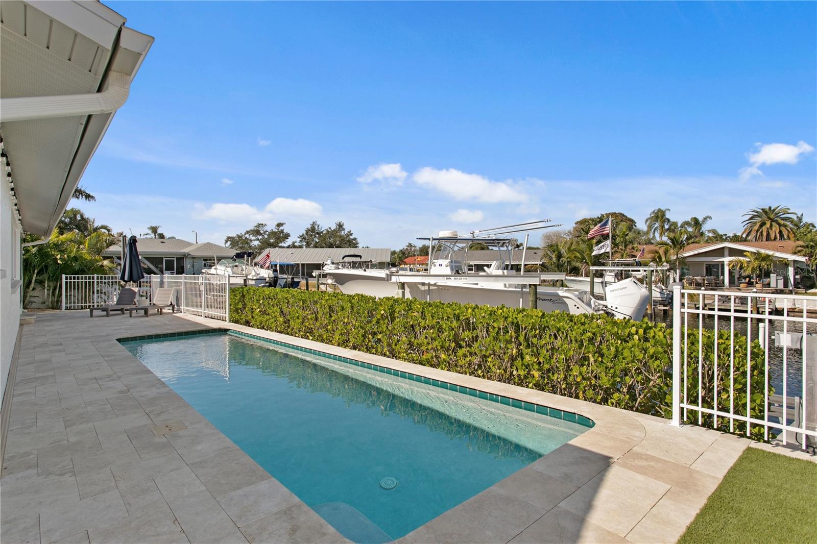 Image 14 of 88 For 1425 50th Avenue Ne