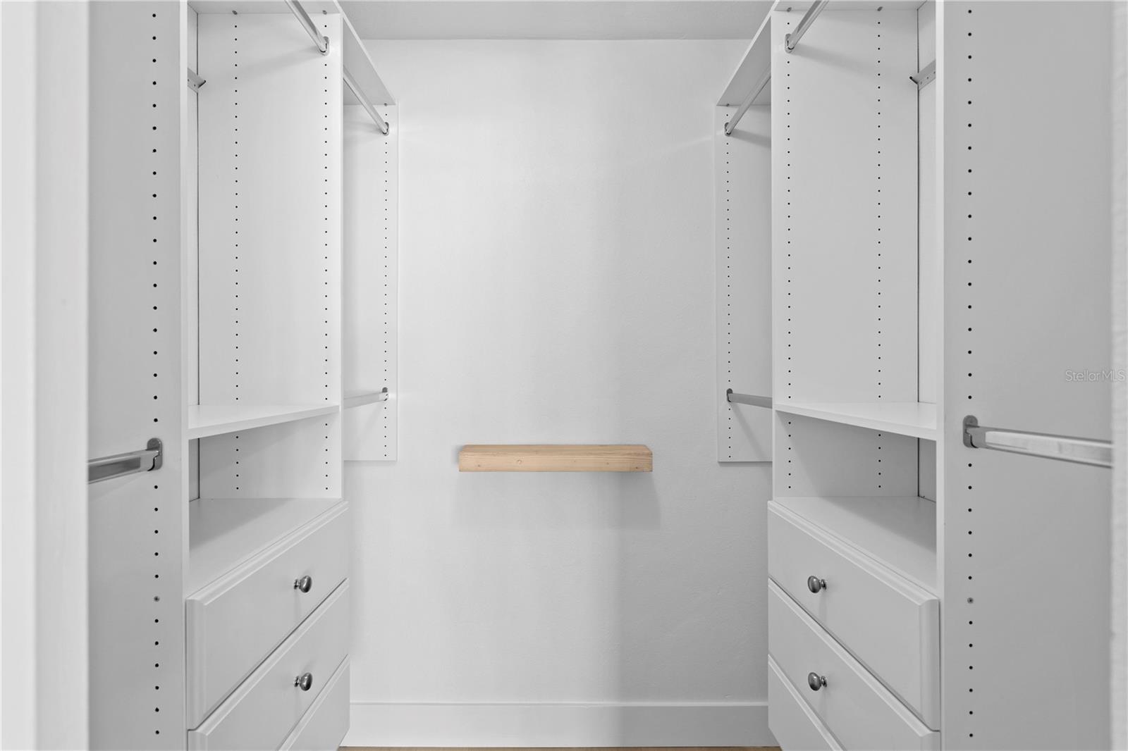 Image 25 of 88 For 1425 50th Avenue Ne