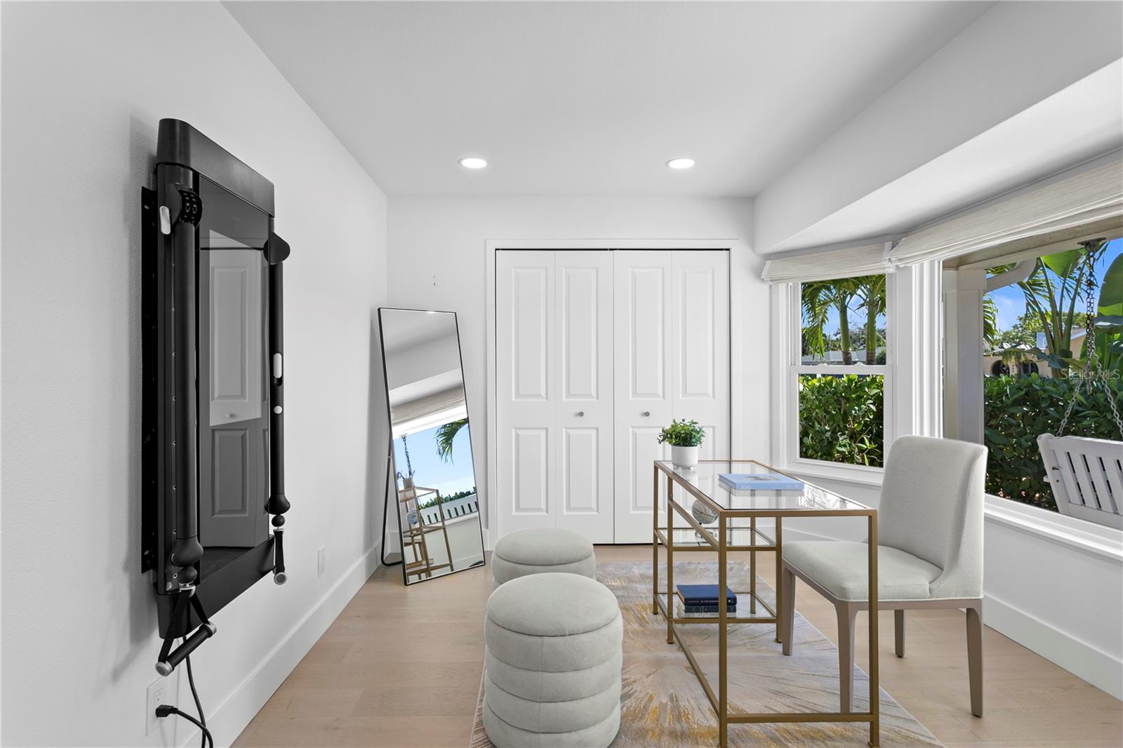 Image 26 of 88 For 1425 50th Avenue Ne