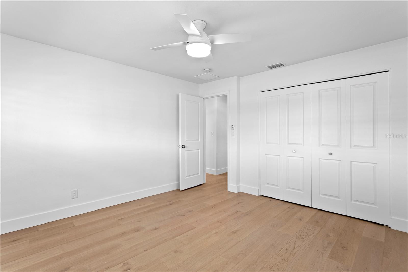 Image 31 of 88 For 1425 50th Avenue Ne