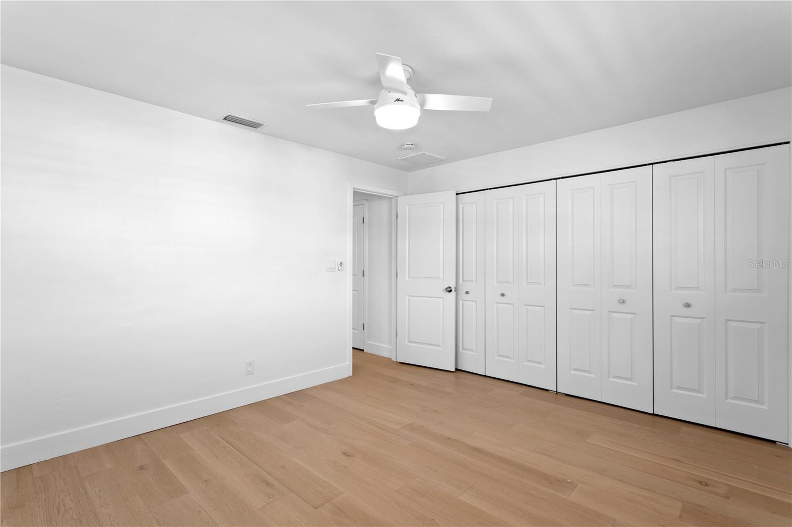 Image 33 of 88 For 1425 50th Avenue Ne