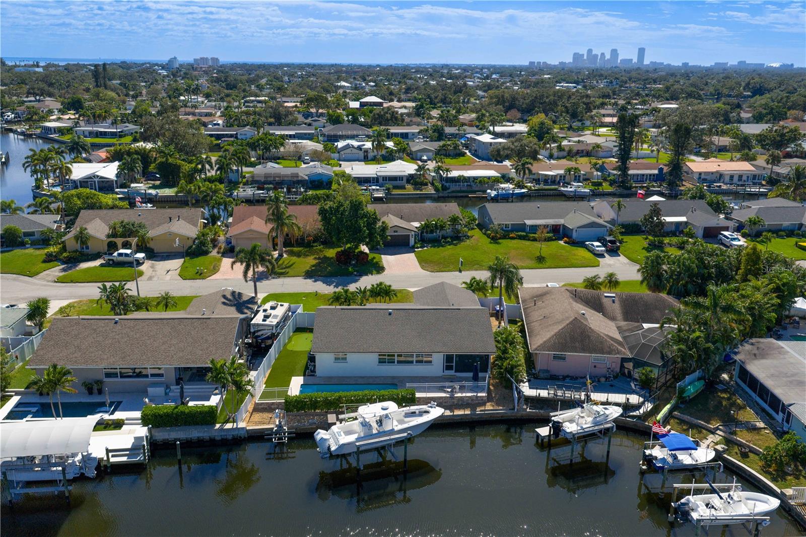 Image 35 of 88 For 1425 50th Avenue Ne