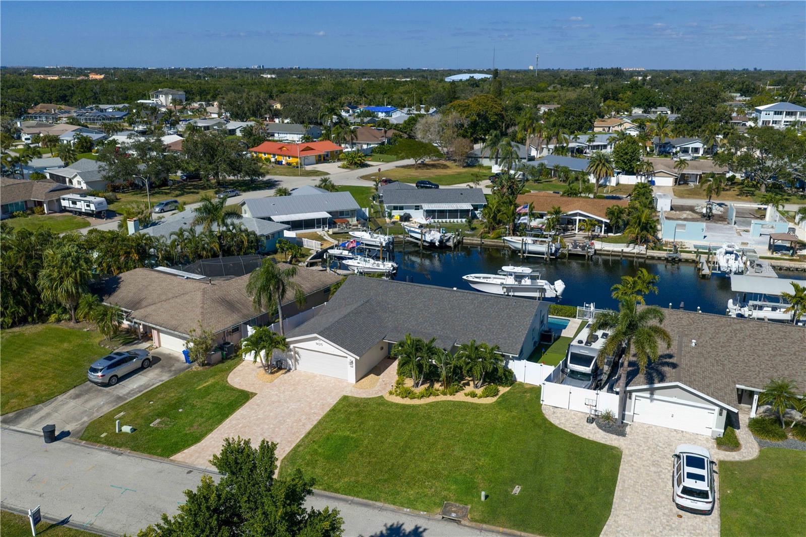 Image 38 of 88 For 1425 50th Avenue Ne