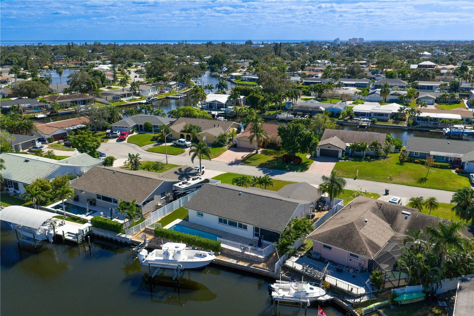 Image 41 of 88 For 1425 50th Avenue Ne