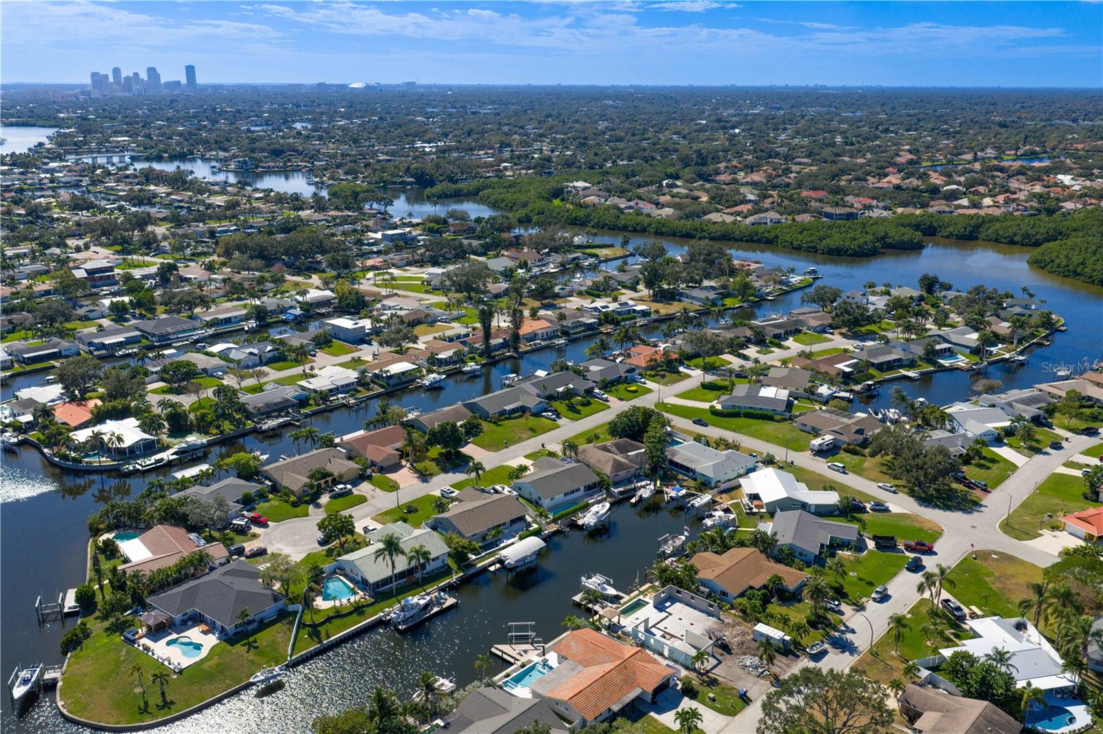 Image 49 of 88 For 1425 50th Avenue Ne