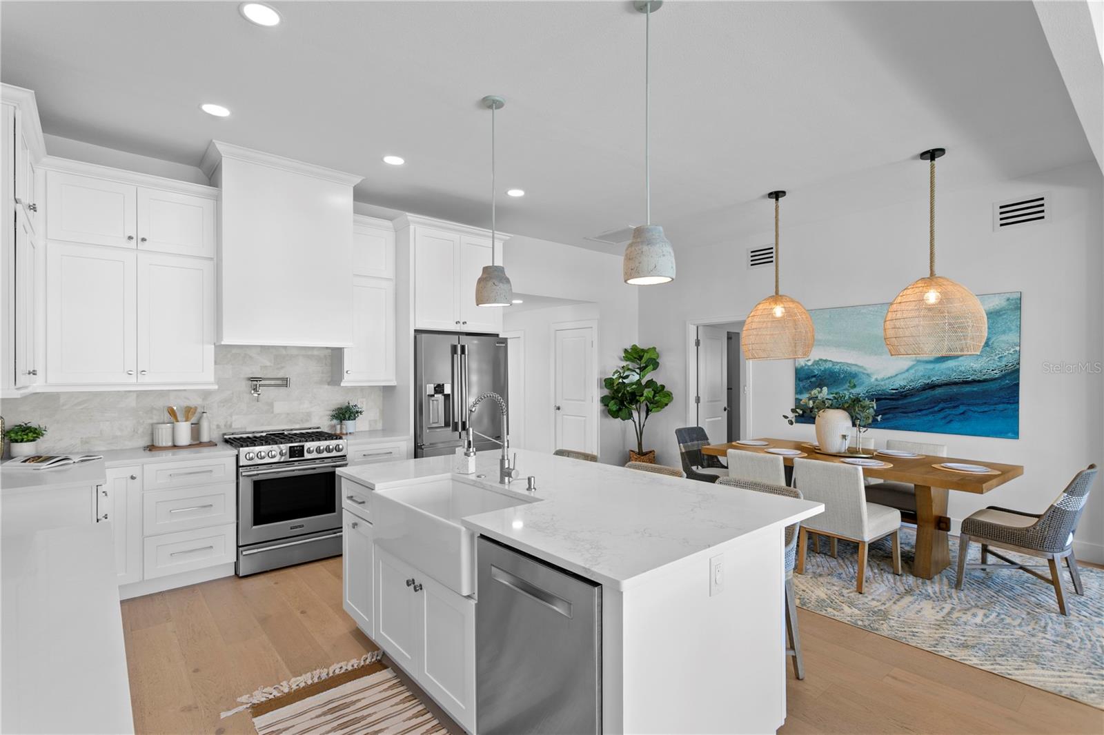 Image 9 of 88 For 1425 50th Avenue Ne