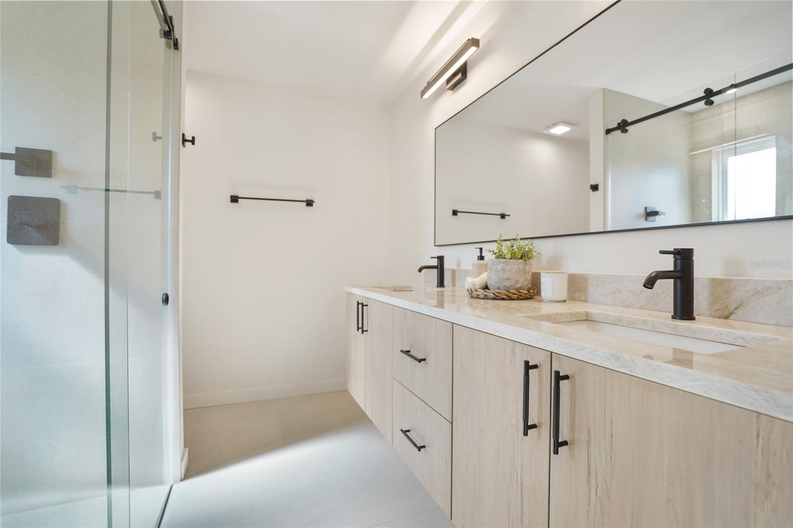 Image 21 of 38 For 1211 Stony Brook Lane