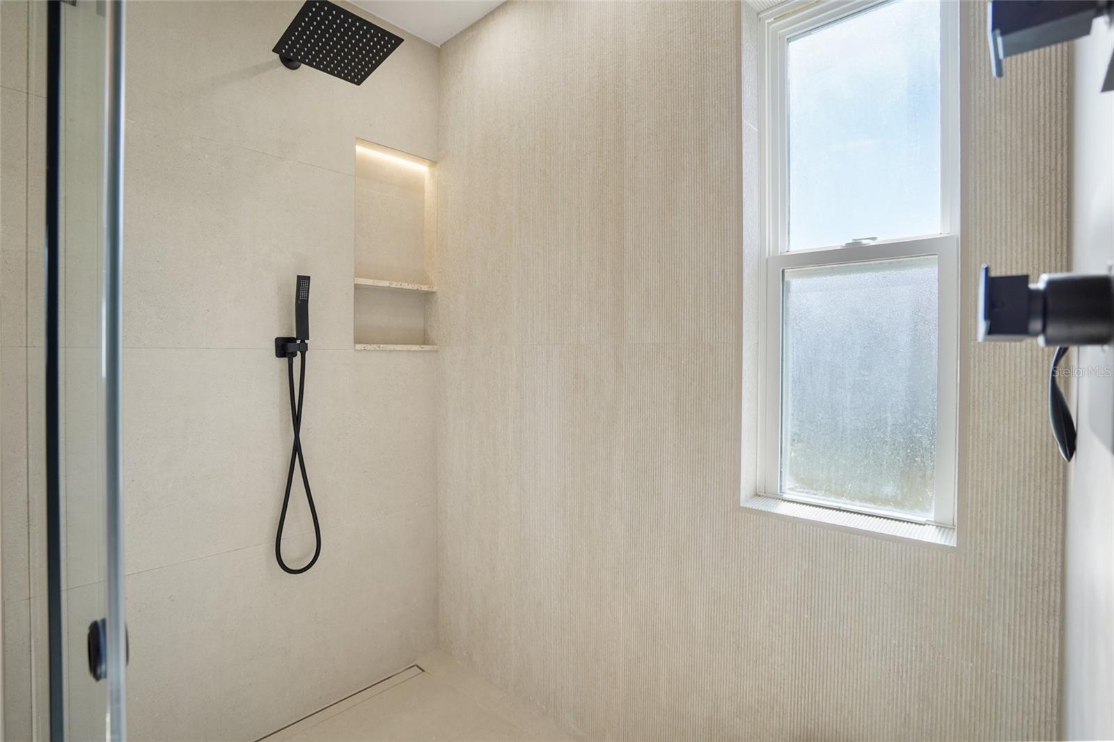 Image 22 of 38 For 1211 Stony Brook Lane