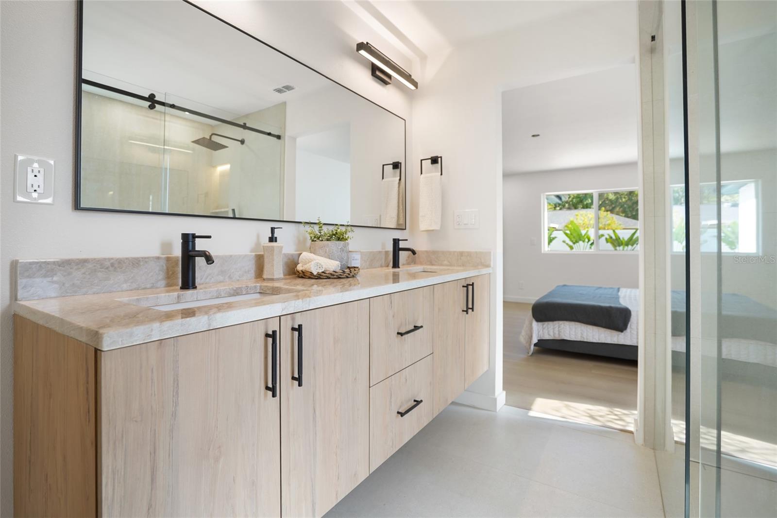 Image 23 of 38 For 1211 Stony Brook Lane