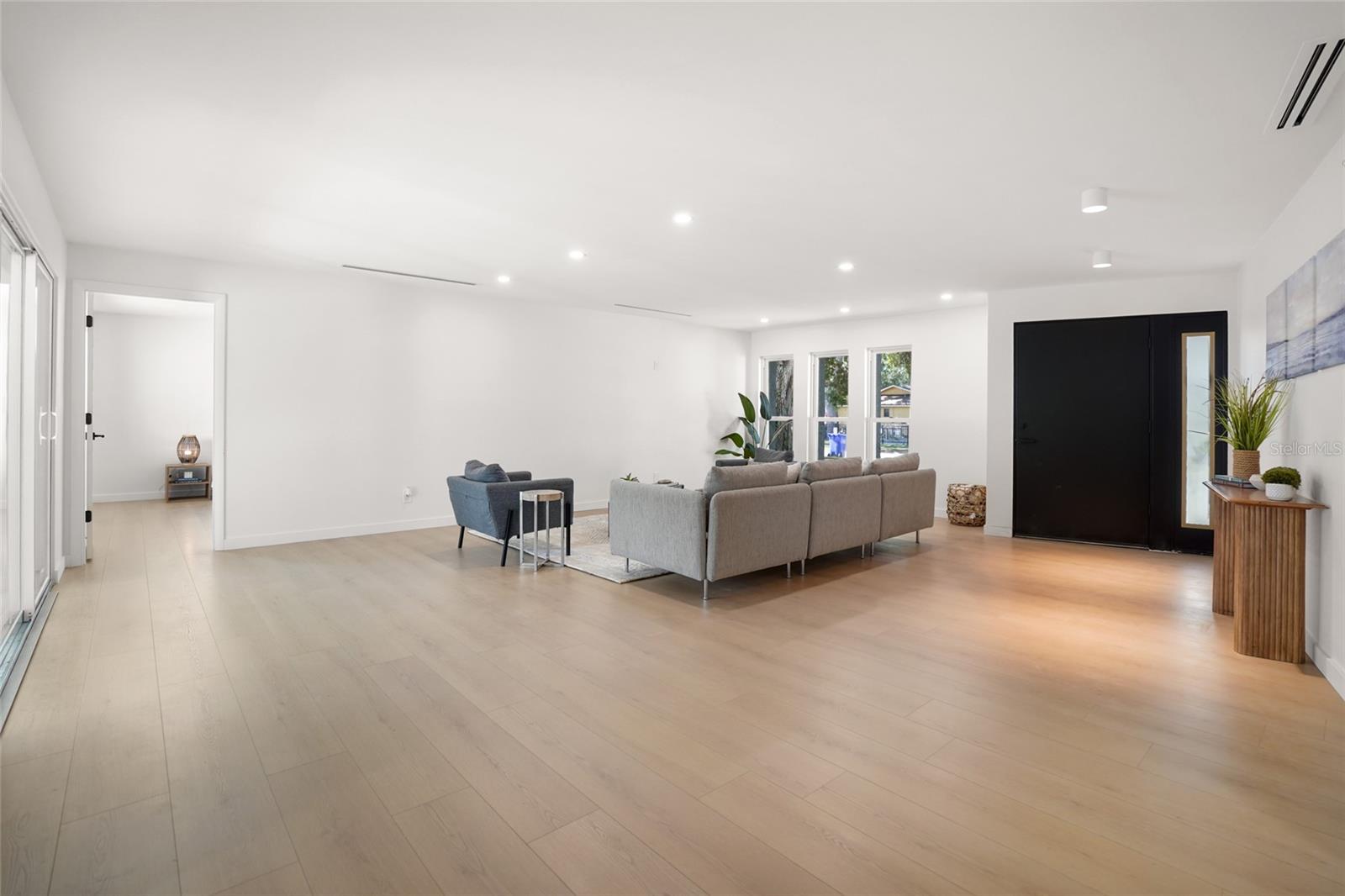 Image 7 of 38 For 1211 Stony Brook Lane