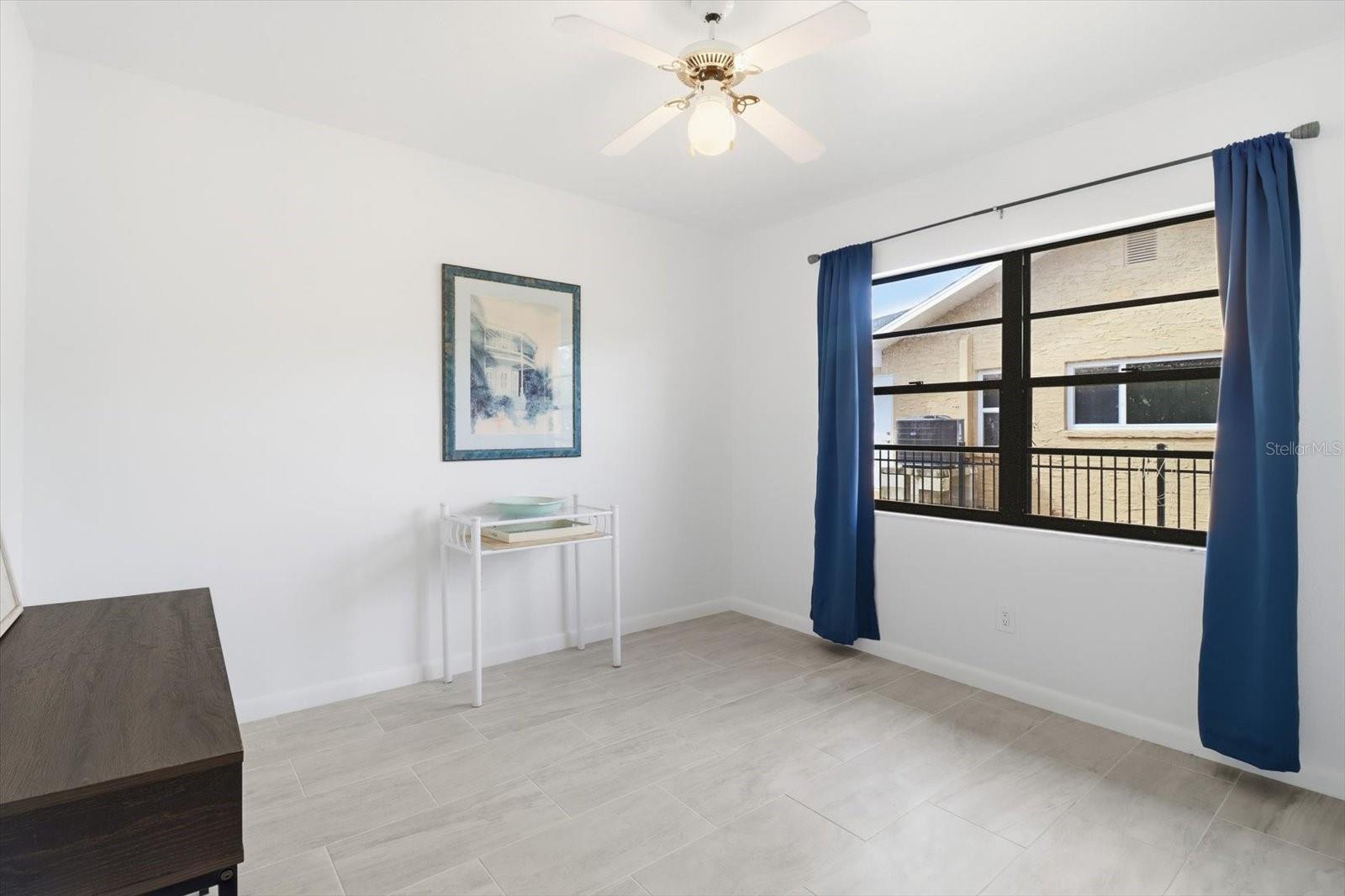 Listing photo id 14 for 11831 Sunnybrook Court