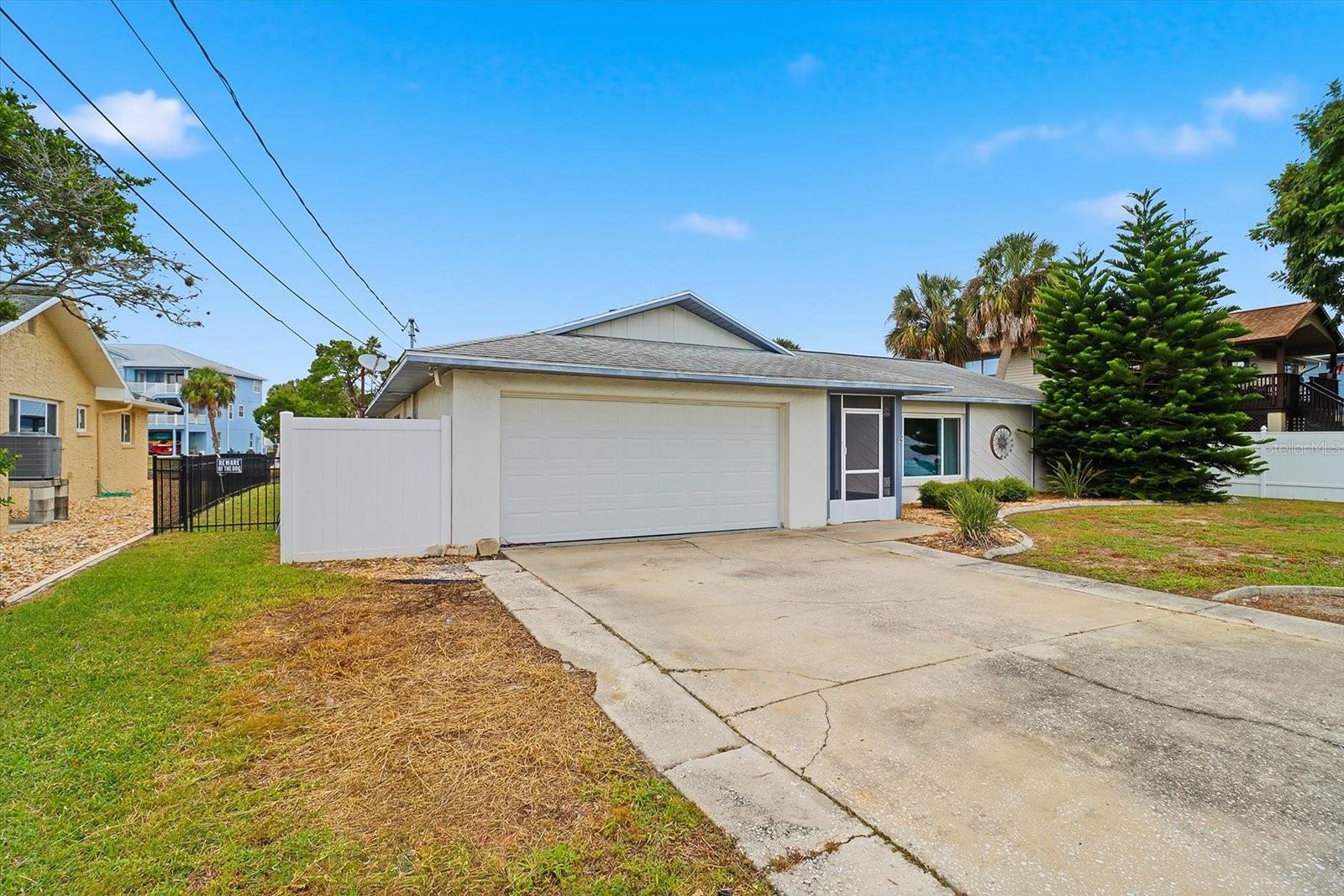 Listing photo id 40 for 11831 Sunnybrook Court