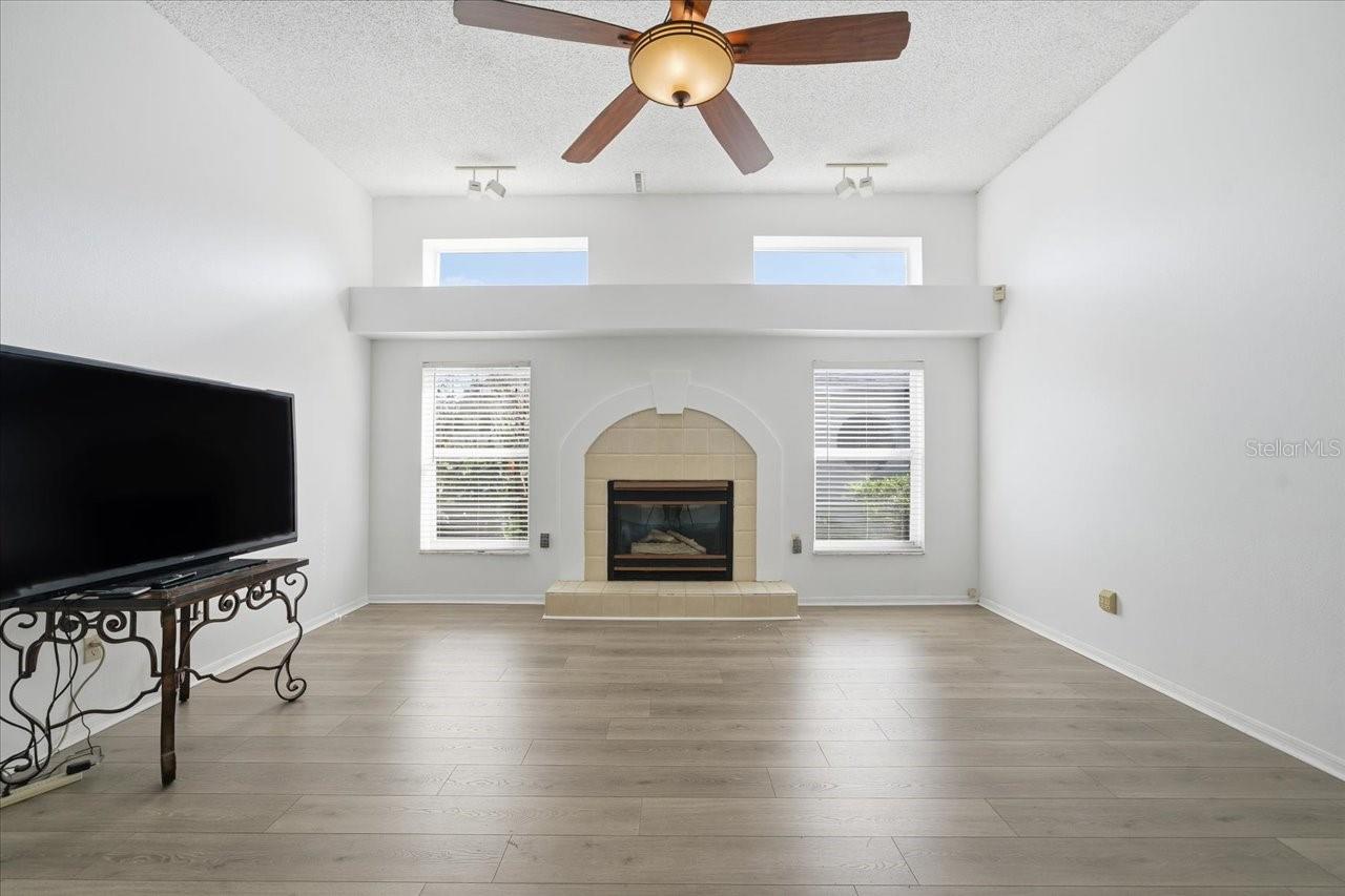 Image 16 of 32 For 3903 Yellow Finch Lane