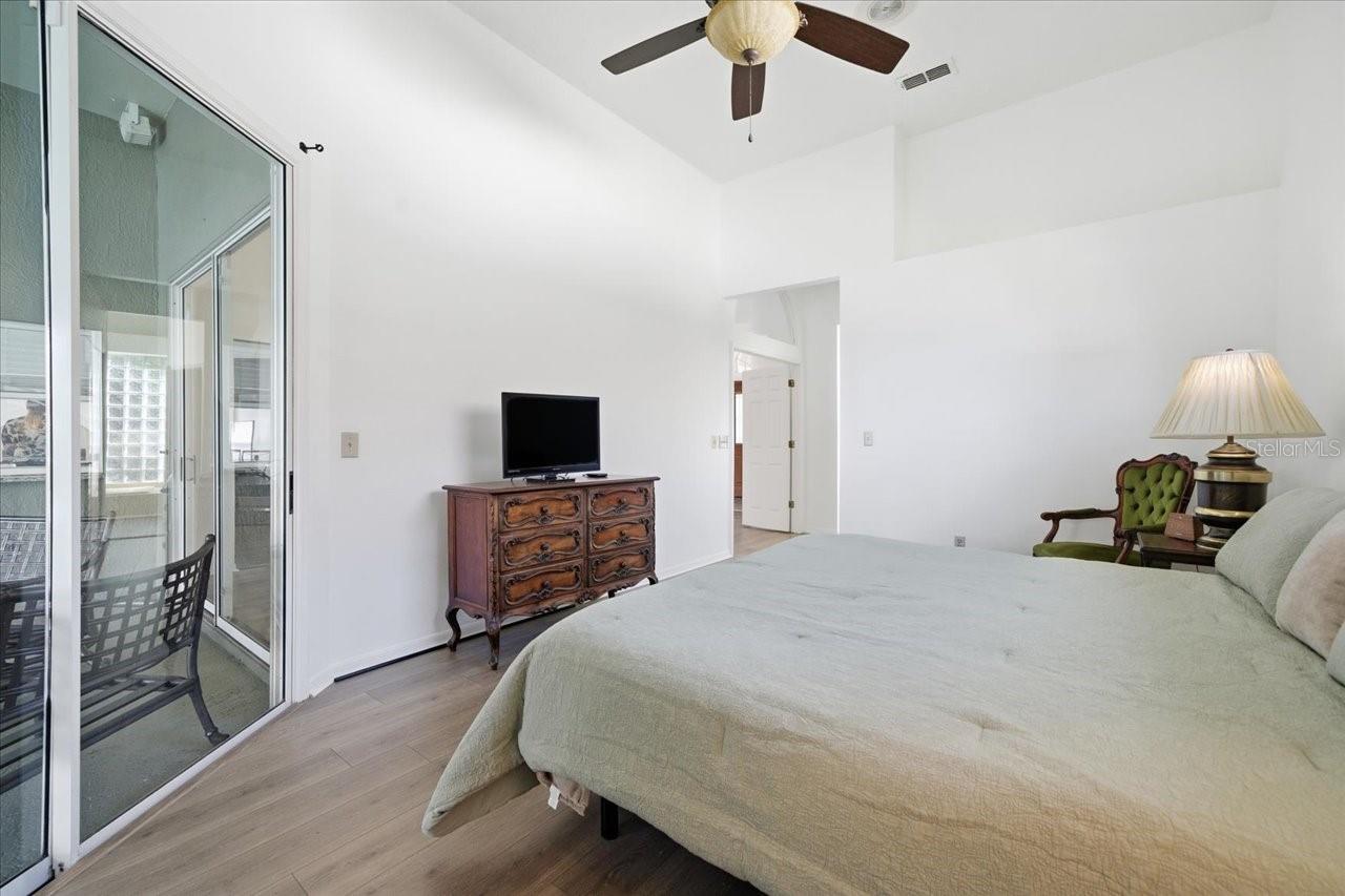 Image 25 of 32 For 3903 Yellow Finch Lane