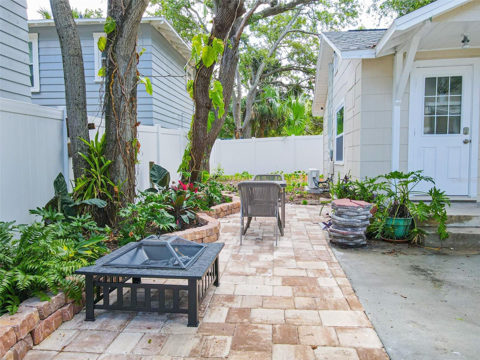 Image 45 of 47 For 609 Osceola Avenue