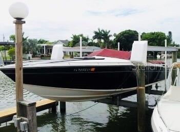 Image 15 of 16 For 300 Venetian Drive 4