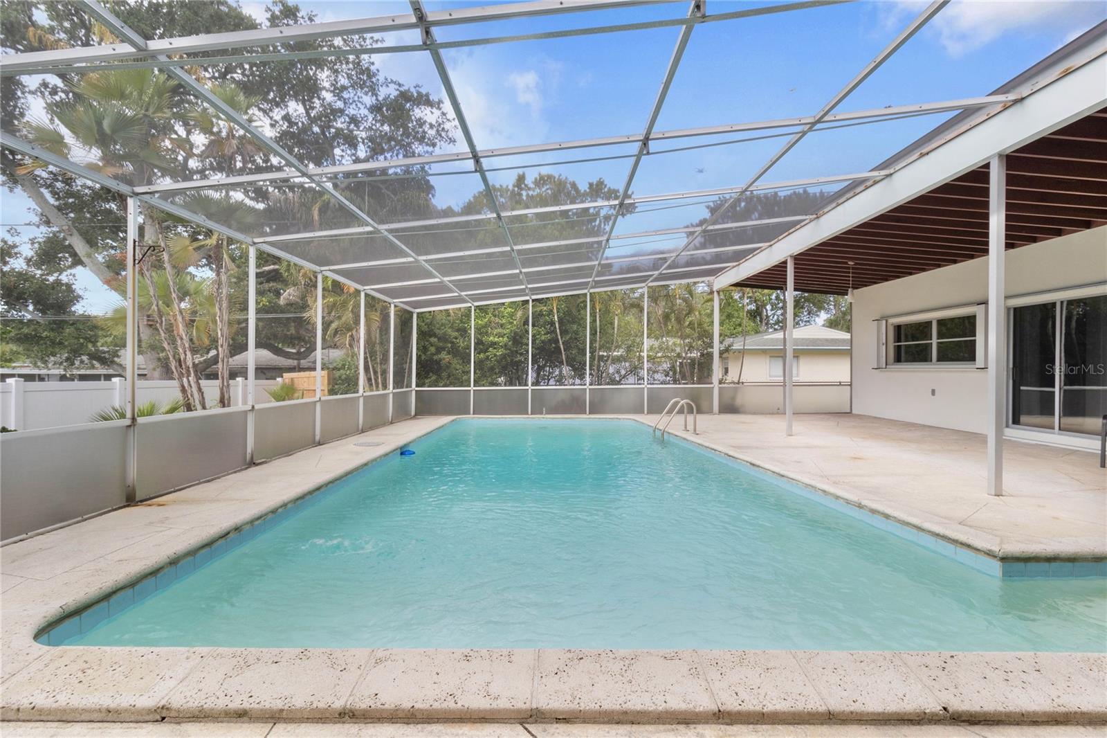 Image 24 of 27 For 904 San Remo Avenue