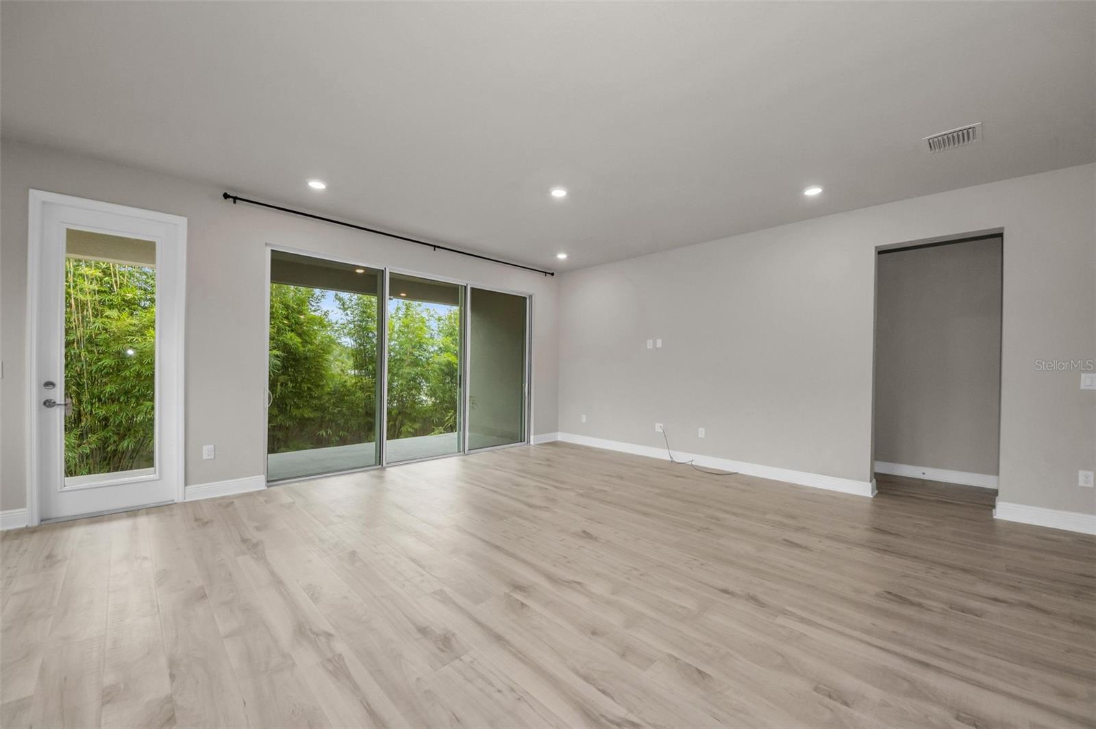 Image 10 of 43 For 1463 Gopher Loop