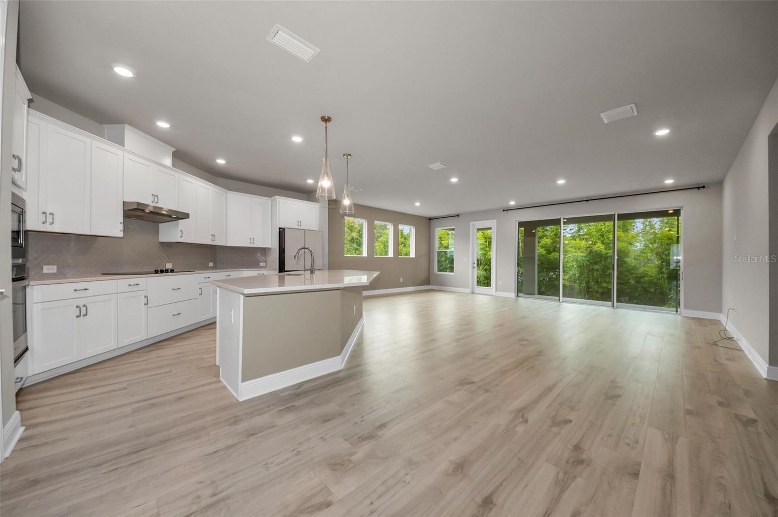 Image 15 of 43 For 1463 Gopher Loop