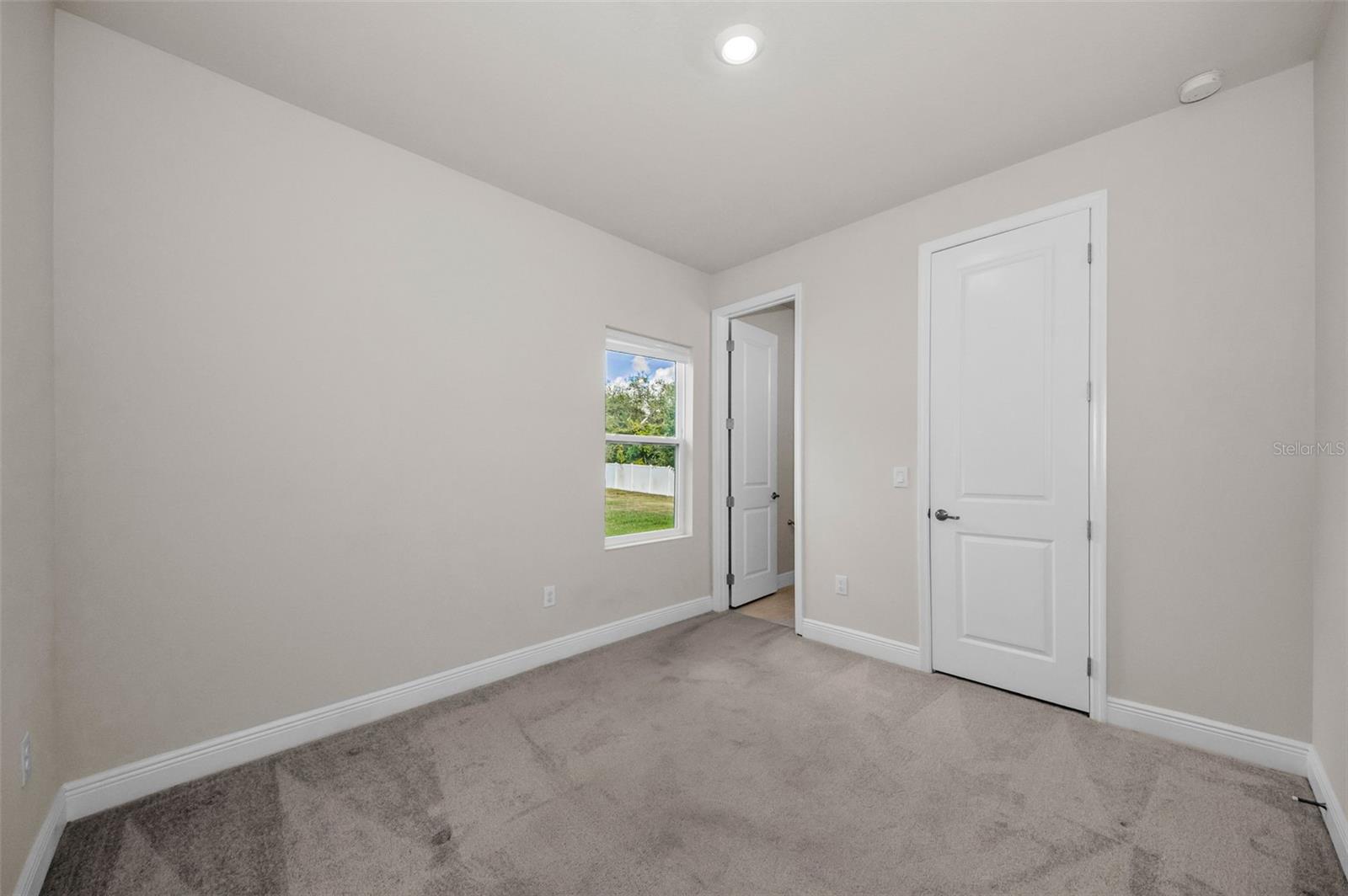 Image 31 of 43 For 1463 Gopher Loop