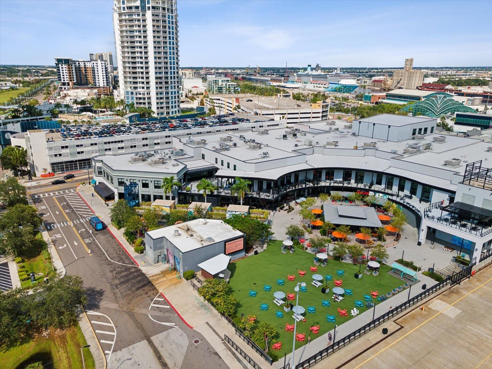 Listing photo id 57 for 404 Chelsea Street