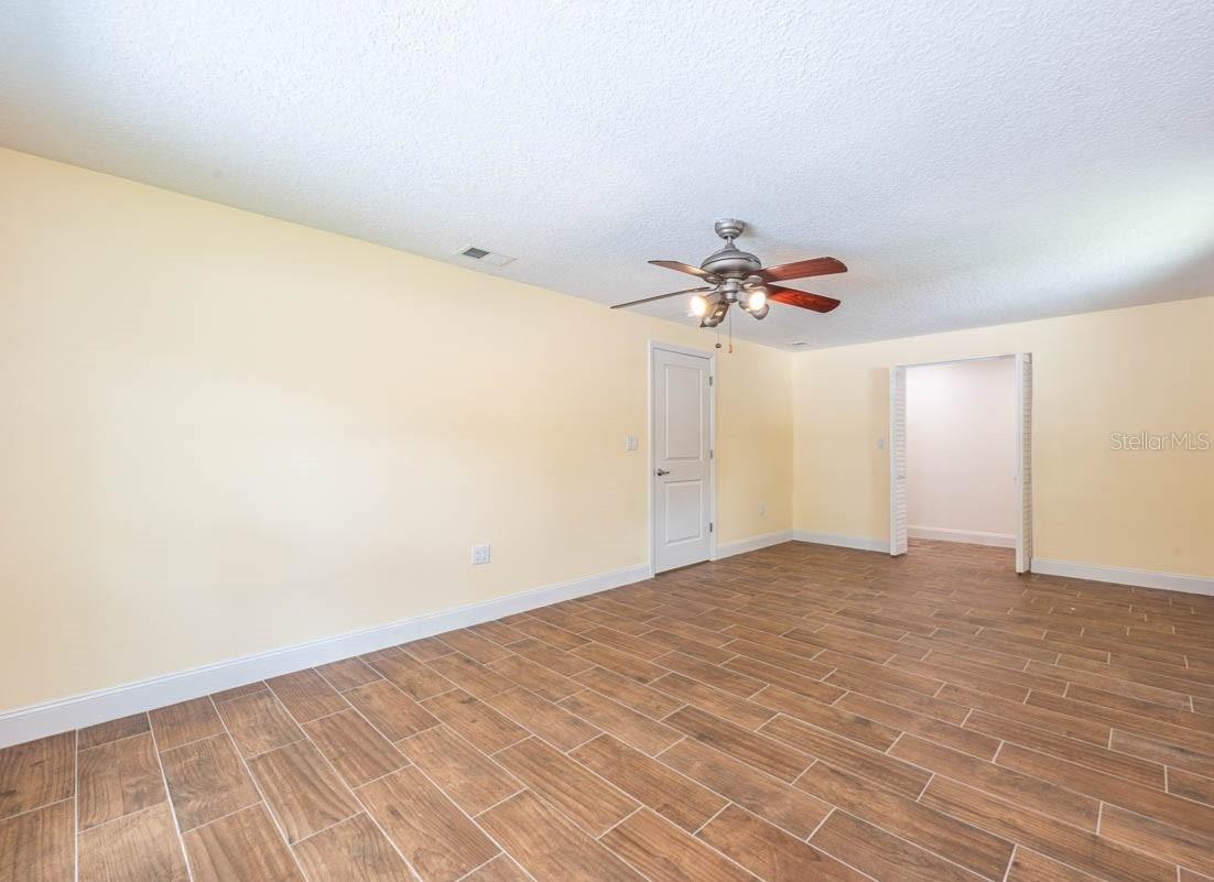 Image 14 of 51 For 1915 7th Avenue W