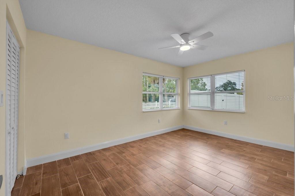 Image 20 of 51 For 1915 7th Avenue W