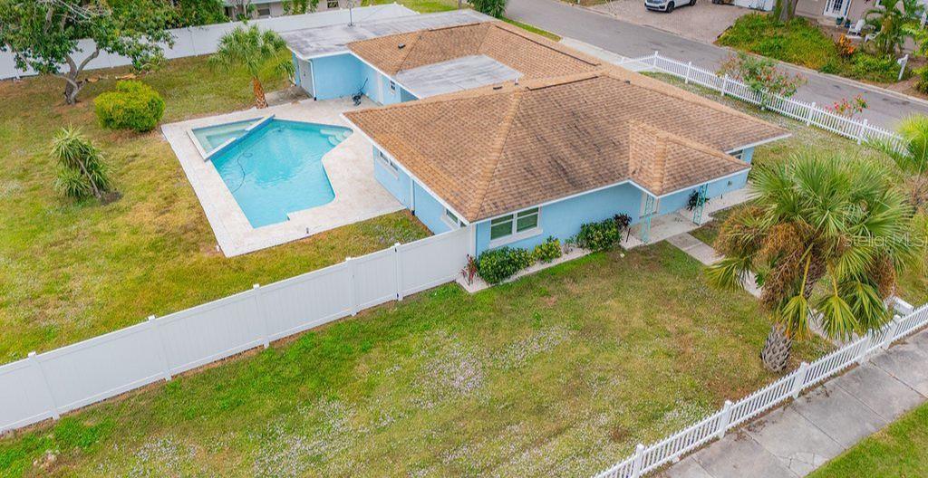 Image 31 of 51 For 1915 7th Avenue W