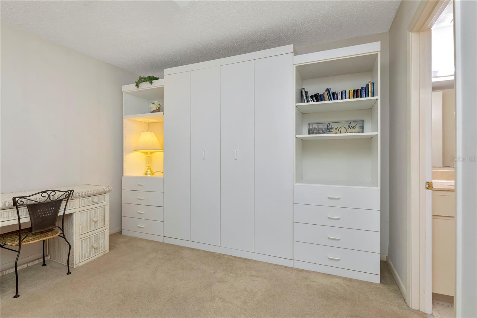 Image 24 of 30 For 1813 Mariner Drive 147