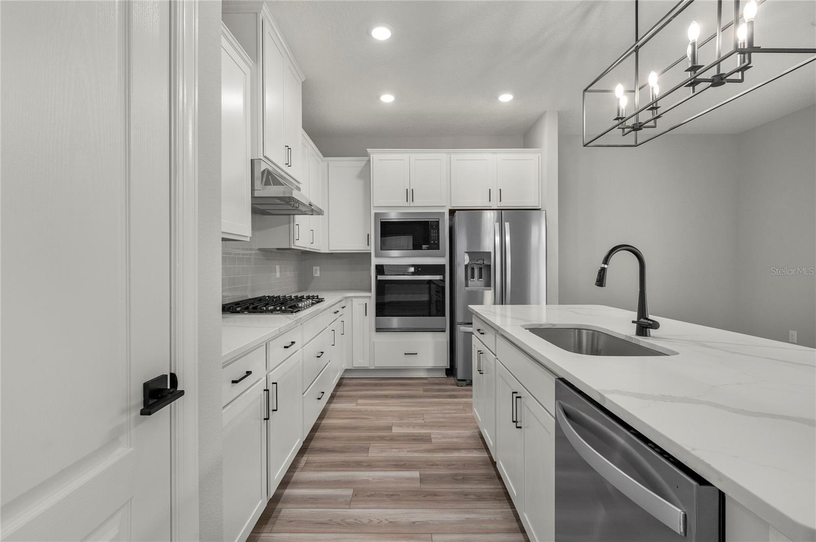 Image 2 of 7 For 7668 Somersworth Drive