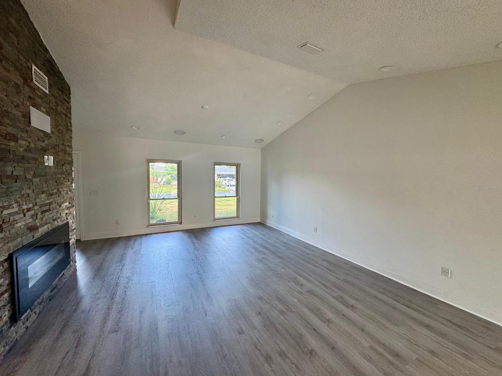 Image 7 of 22 For 6706 Ranger Drive