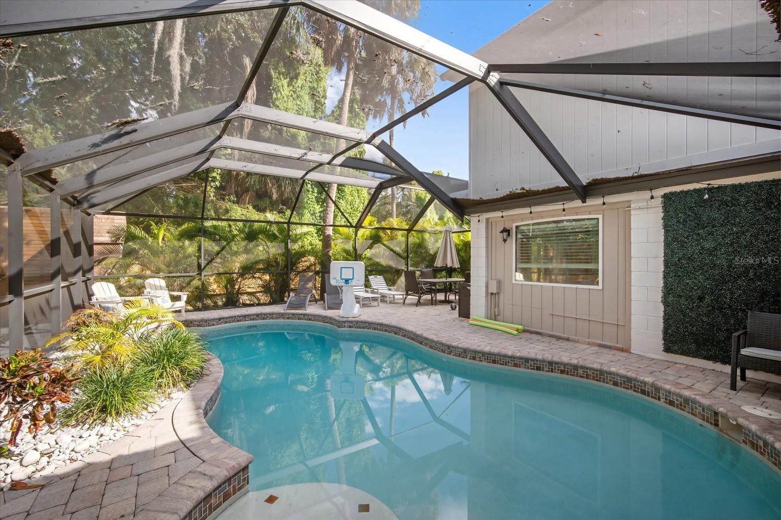 Listing photo id 0 for 7101 18th Street