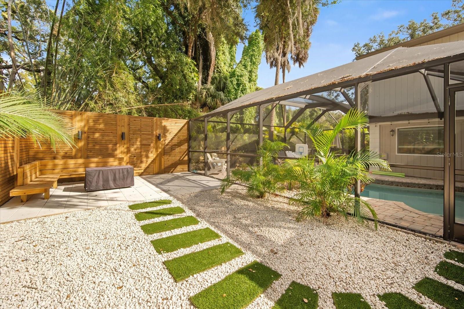 Listing photo id 24 for 7101 18th Street