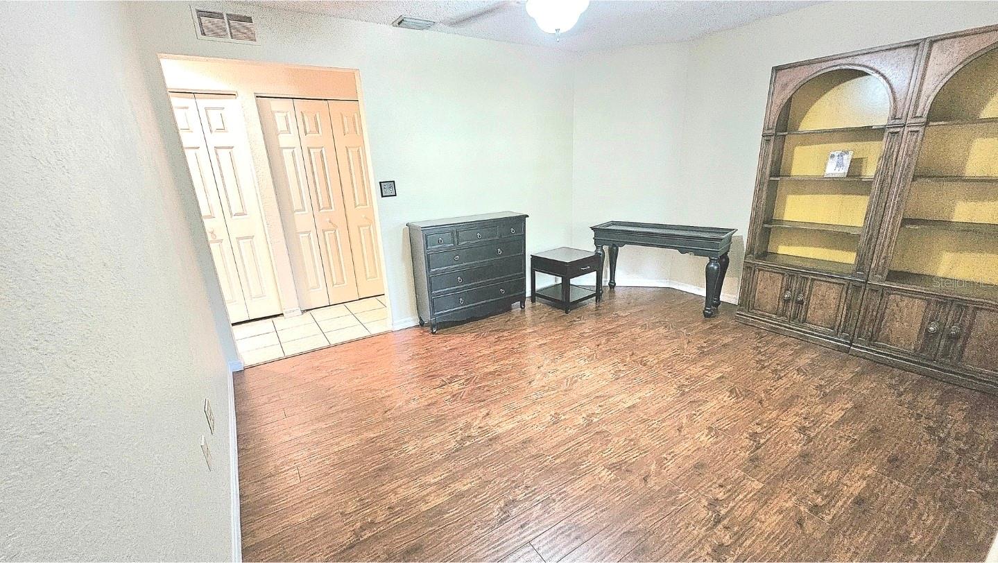 Image 40 of 96 For 2401 Country Trails Drive