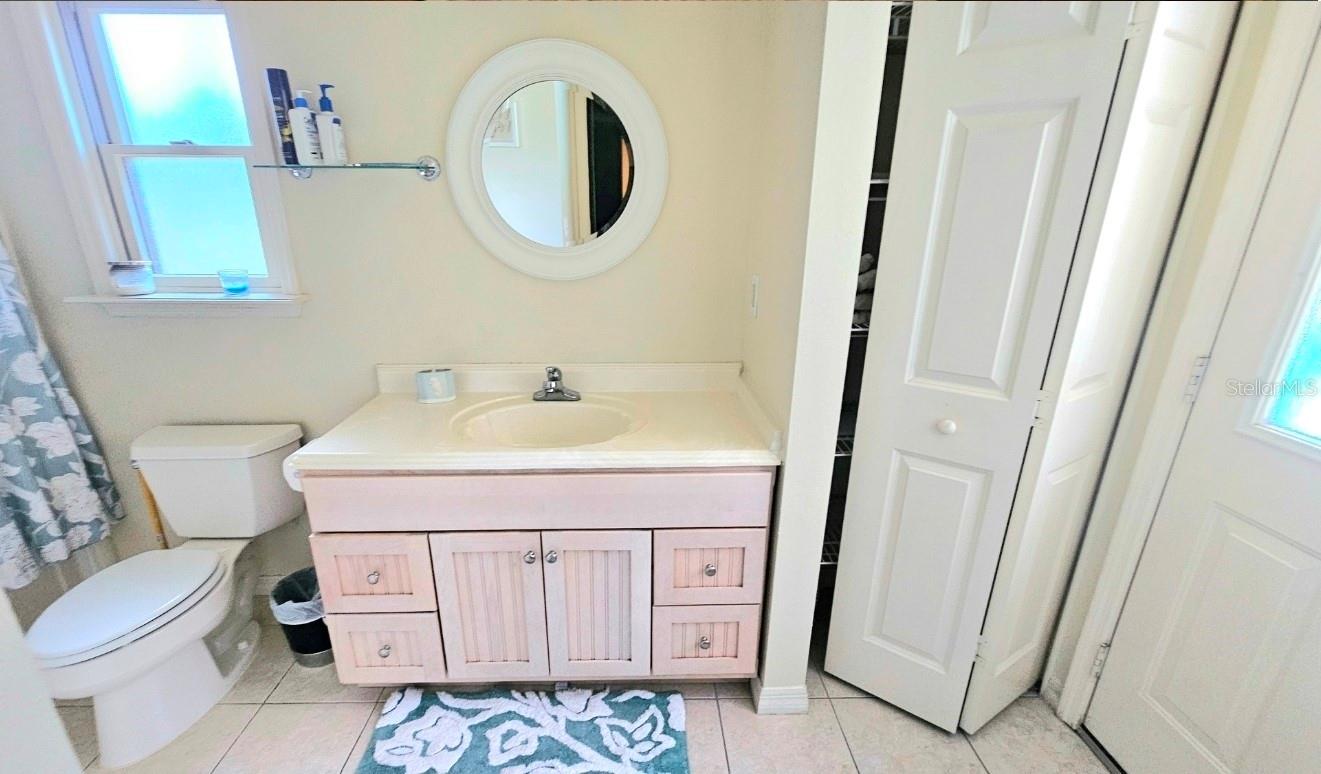 Image 45 of 96 For 2401 Country Trails Drive