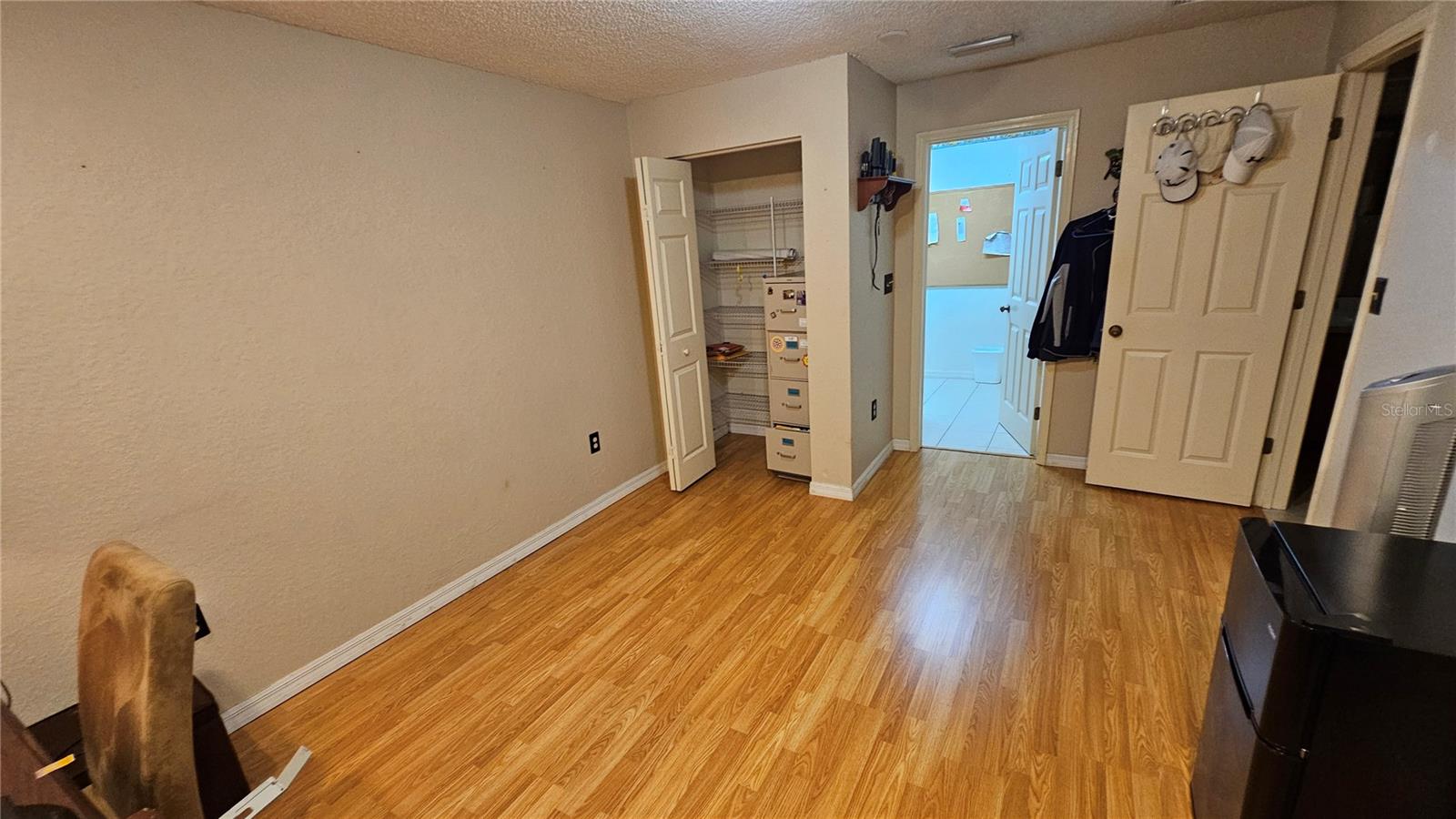 Image 48 of 96 For 2401 Country Trails Drive