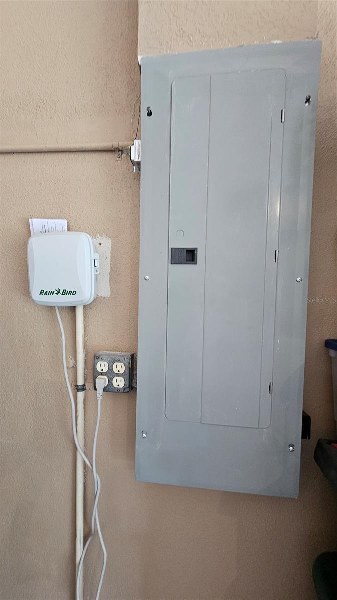 Image 51 of 96 For 2401 Country Trails Drive