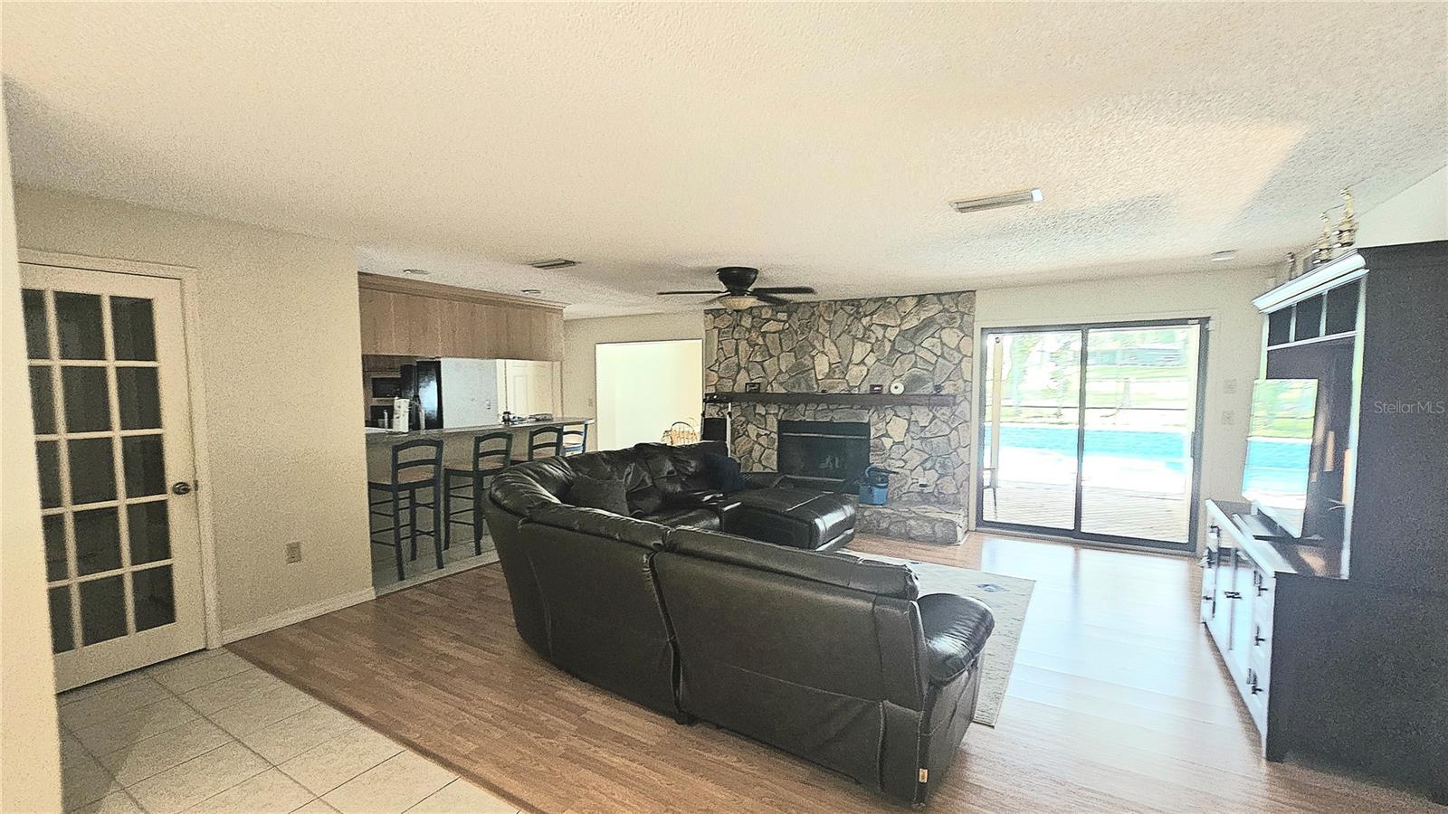 Image 9 of 96 For 2401 Country Trails Drive