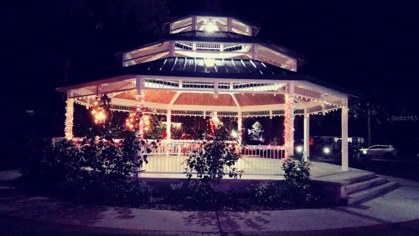 Image 95 of 96 For 2401 Country Trails Drive