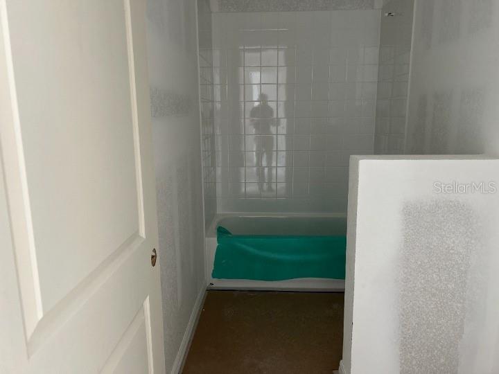 Image 13 of 48 For 6644 Wake Street