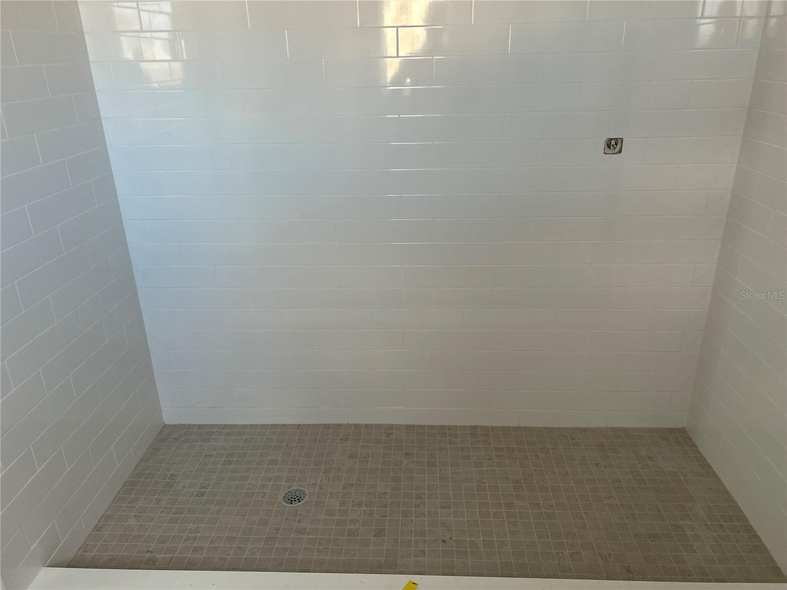 Image 25 of 48 For 6644 Wake Street