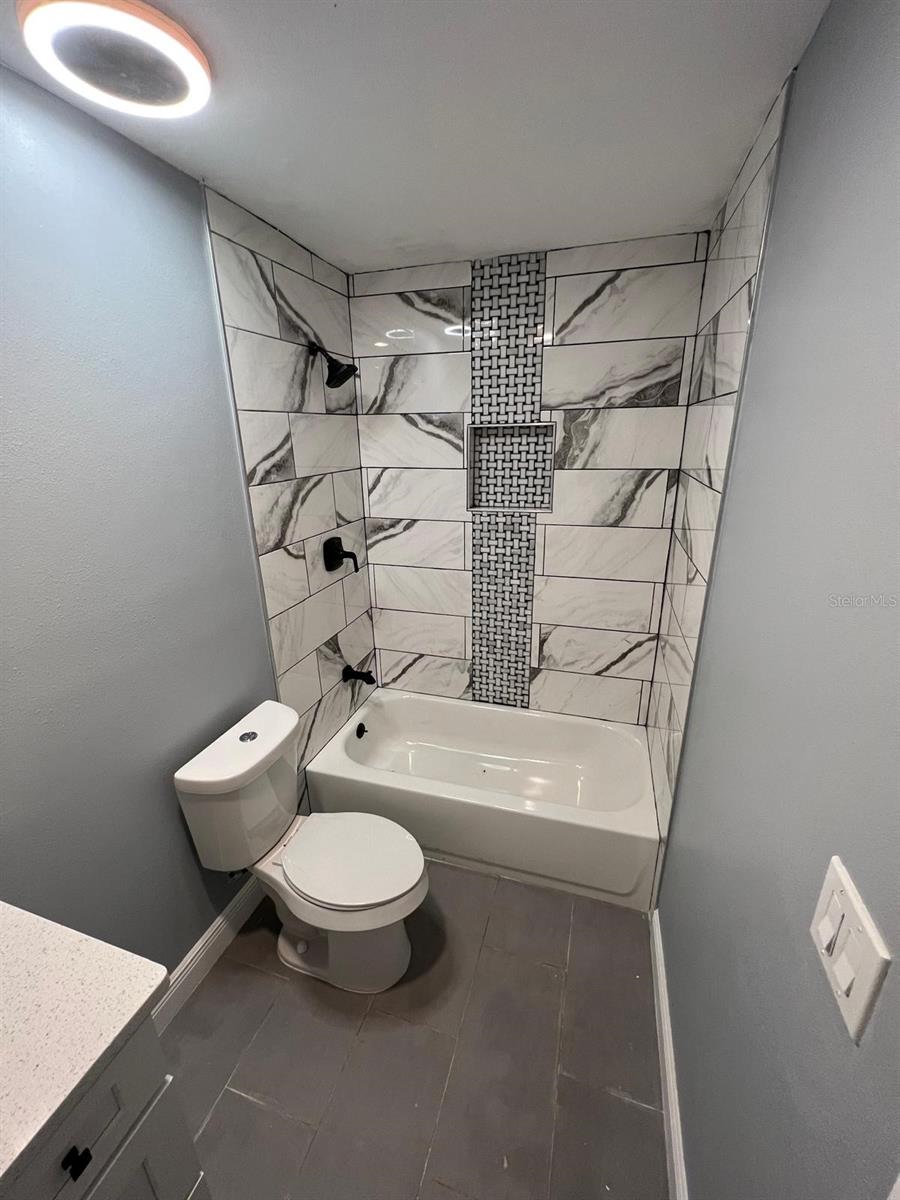 Image 9 of 15 For 2211 54th Avenue Drive W