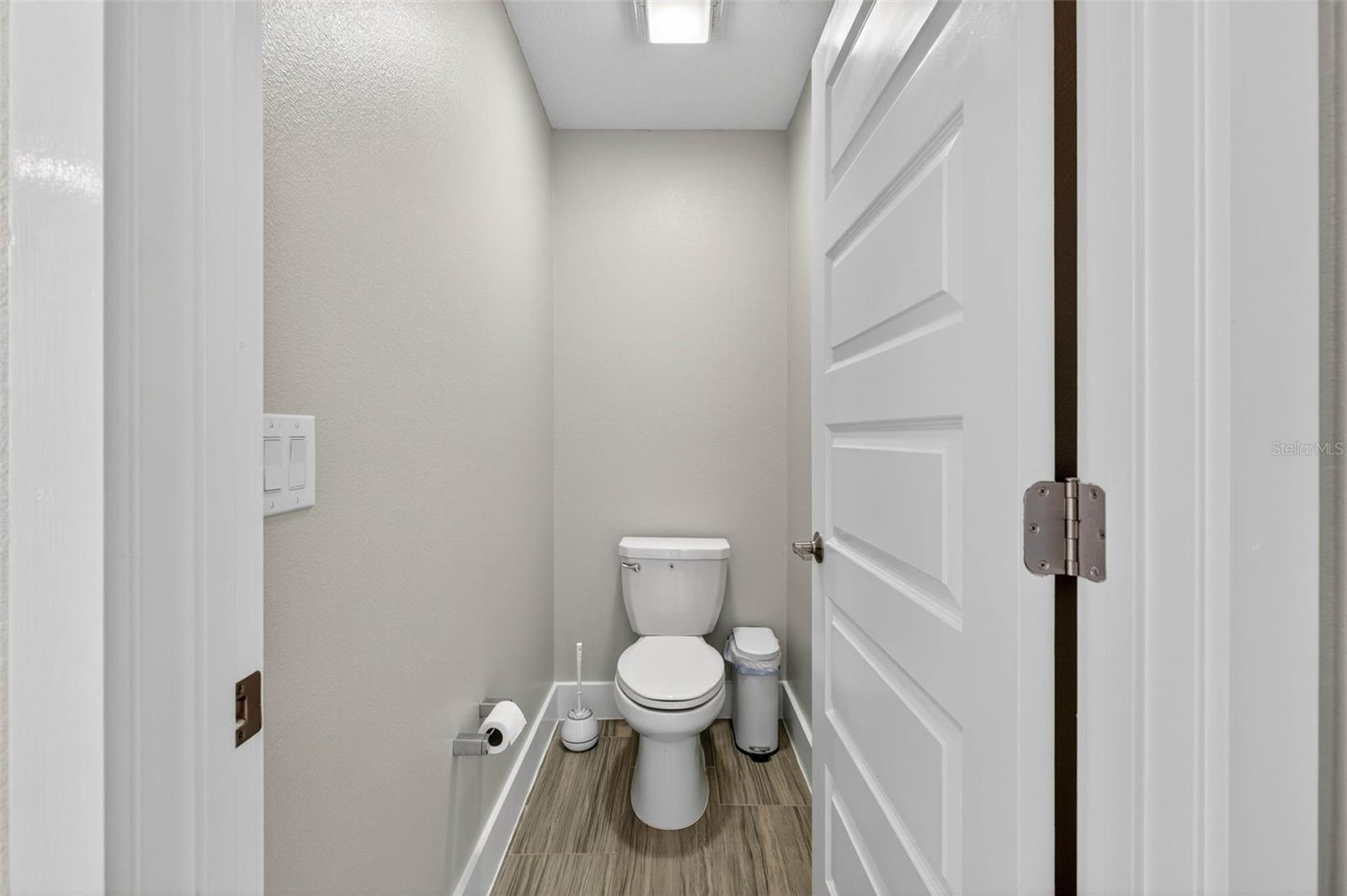 Listing photo id 46 for 3999 Cadence Loop