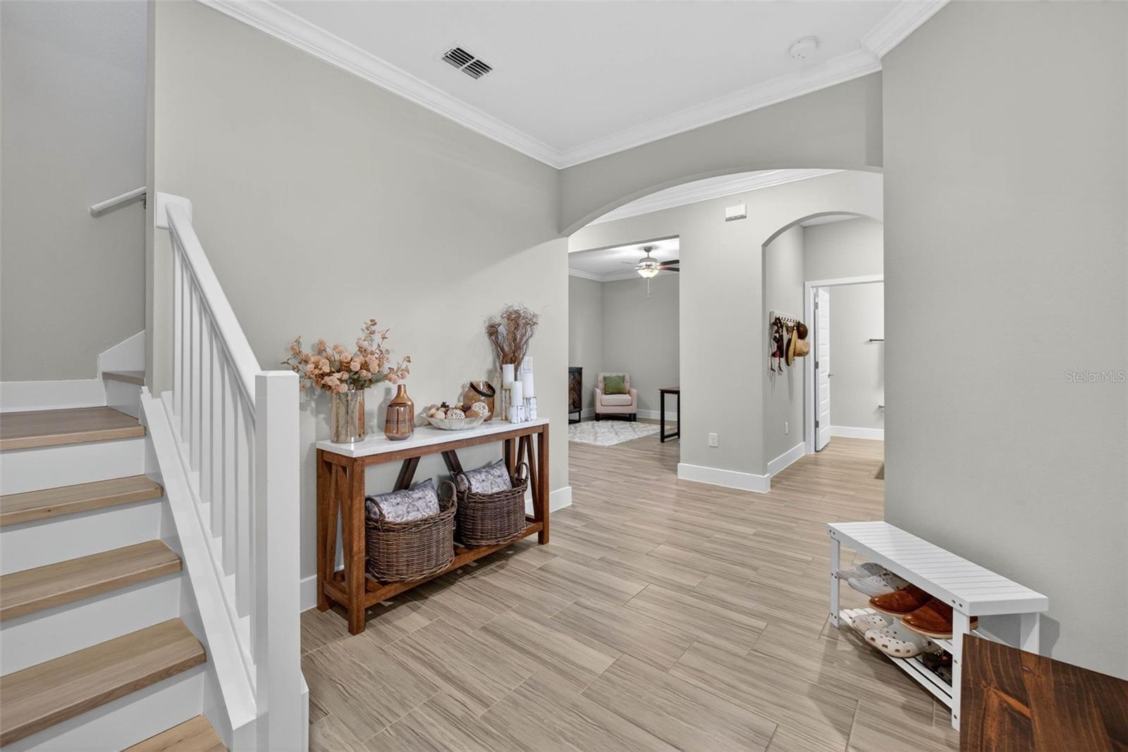 Listing photo id 3 for 3999 Cadence Loop