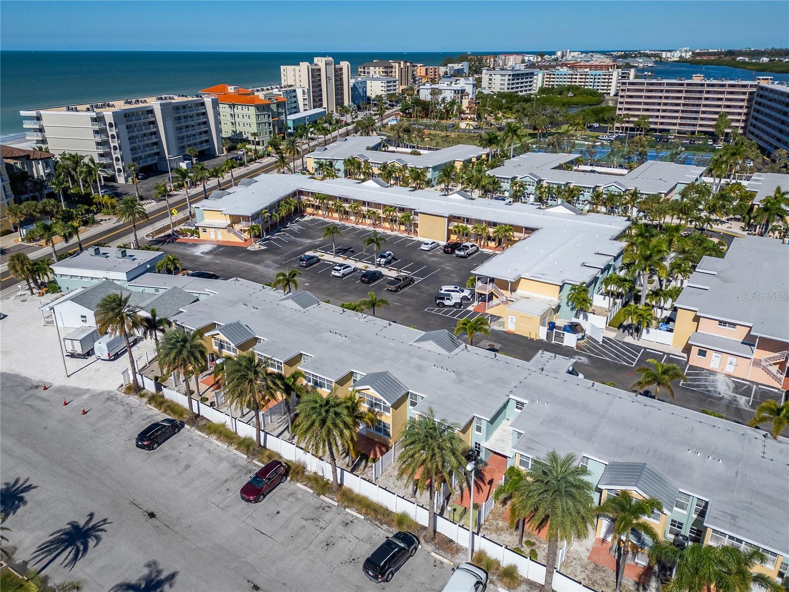 Image 20 of 86 For 19714 Gulf Blvd