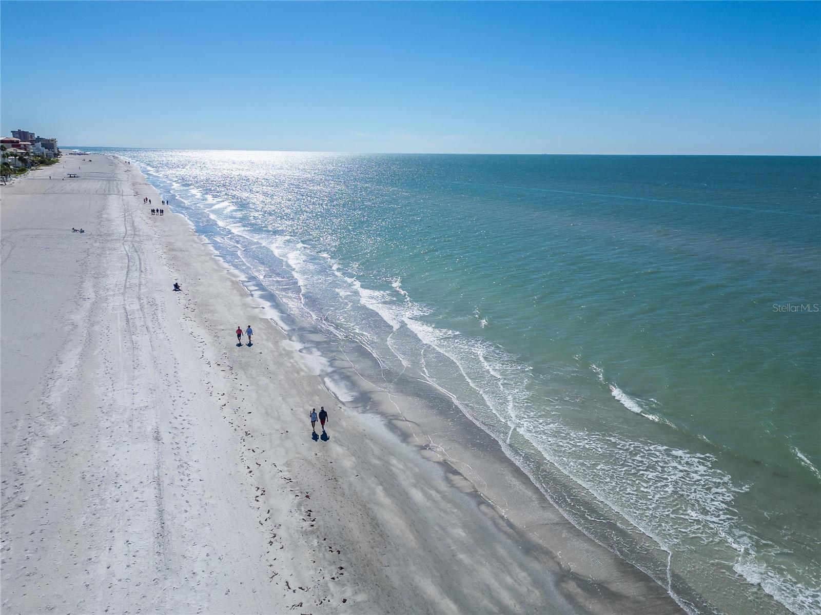 Image 28 of 86 For 19714 Gulf Blvd