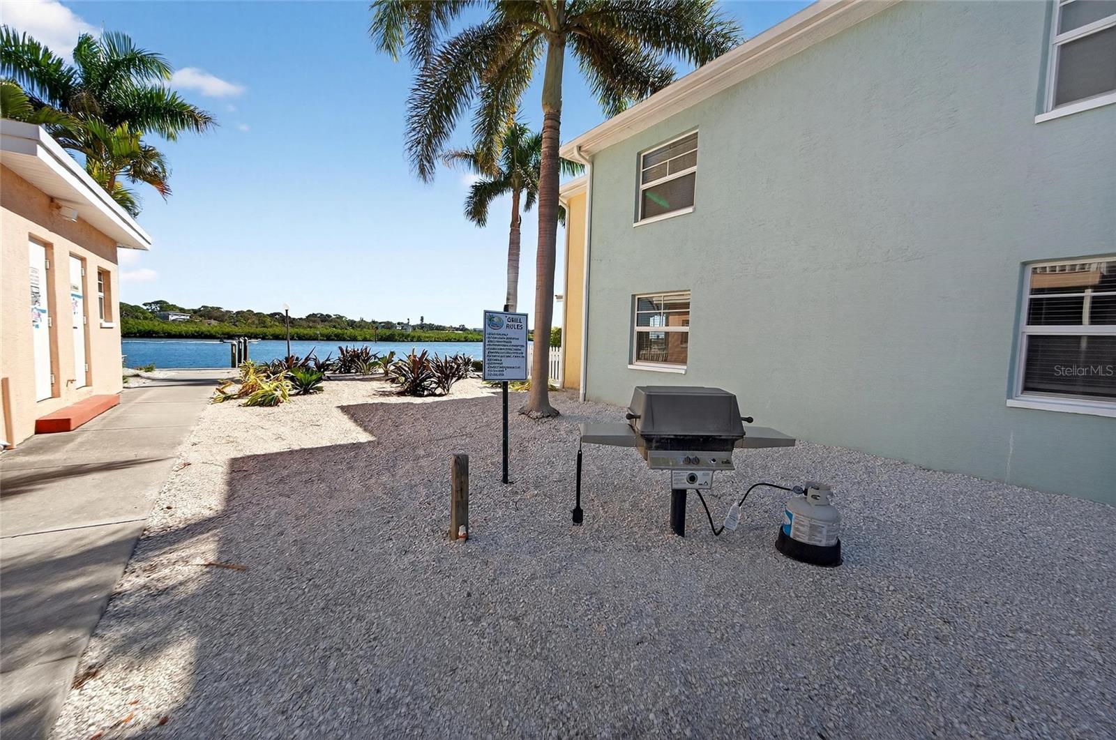 Image 41 of 86 For 19714 Gulf Blvd