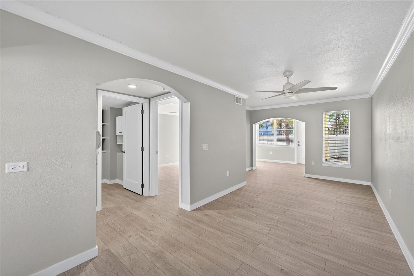 Image 5 of 86 For 19714 Gulf Blvd