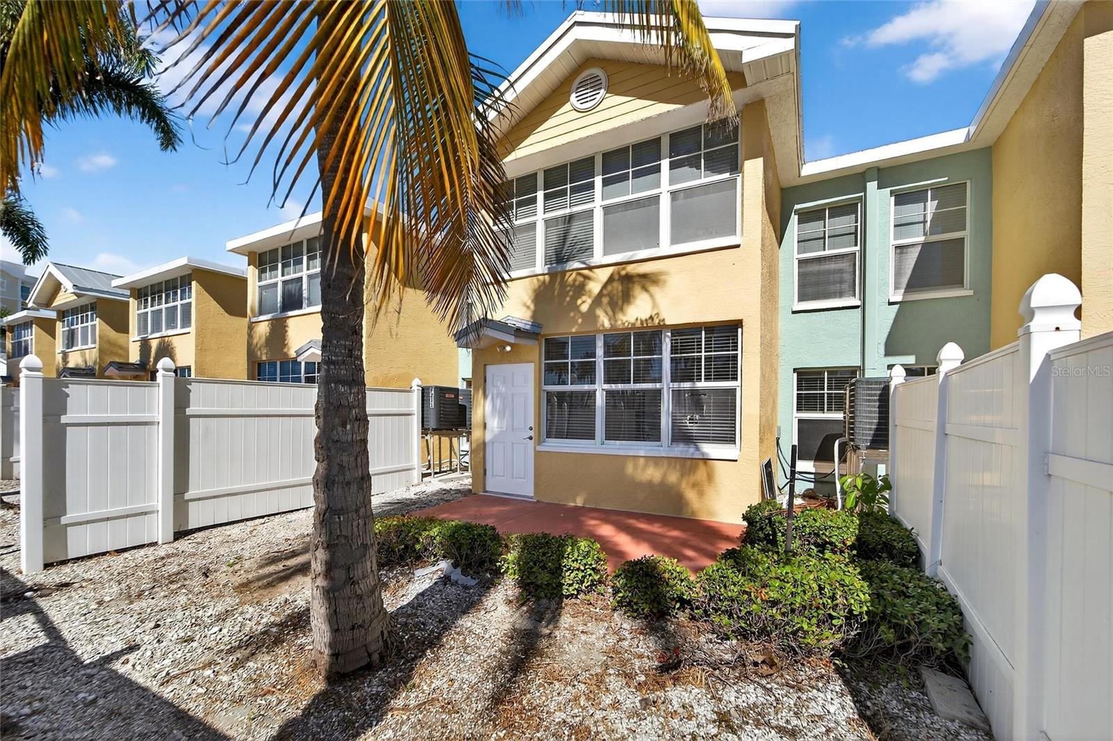 Image 59 of 86 For 19714 Gulf Blvd